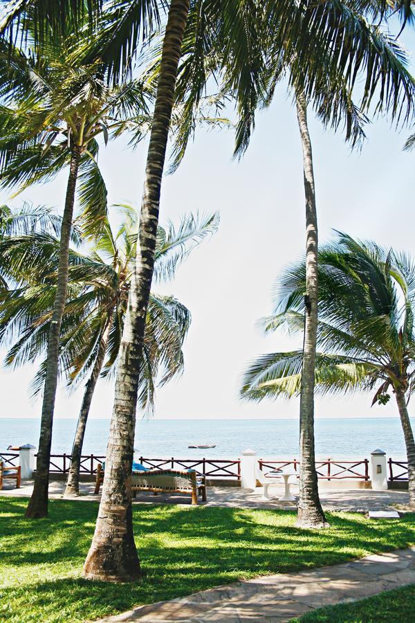 Plaza Beach Hotel Bamburi Exterior foto