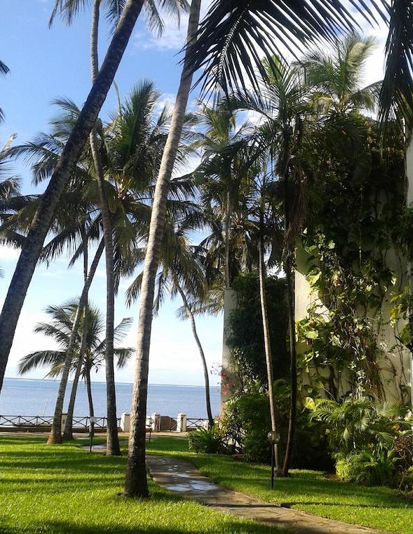 Plaza Beach Hotel Bamburi Exterior foto