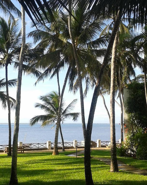 Plaza Beach Hotel Bamburi Exterior foto