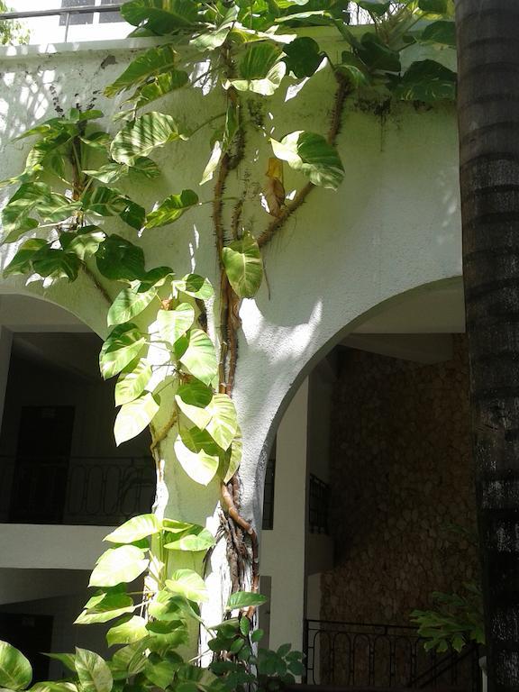Plaza Beach Hotel Bamburi Exterior foto