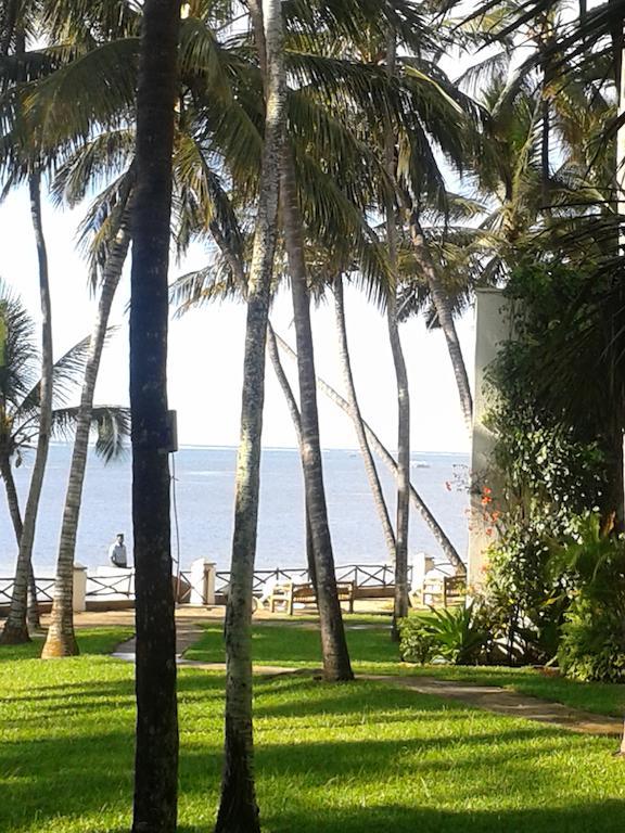 Plaza Beach Hotel Bamburi Exterior foto